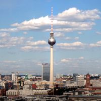 Berlin_TV_tower_stock_image_from_Canva