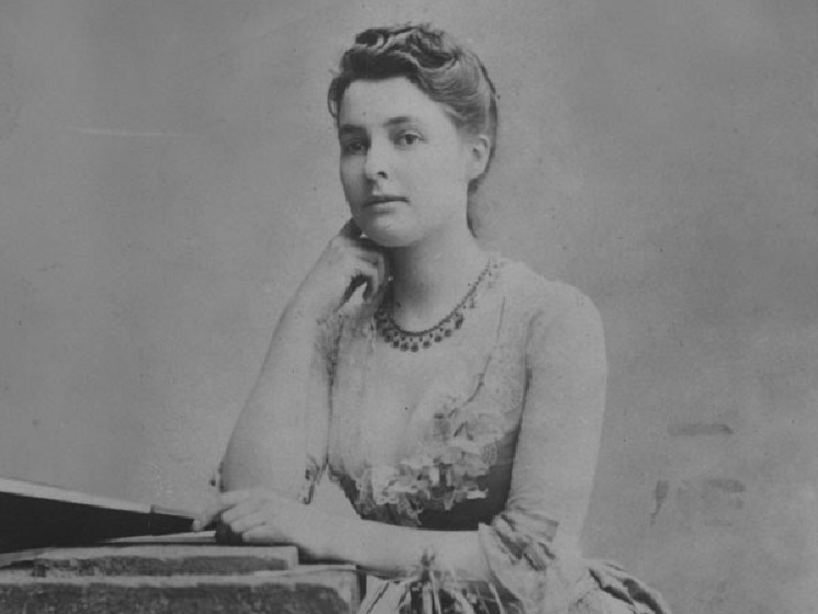An old black and white photograph of Beatrice Webb in 1875.