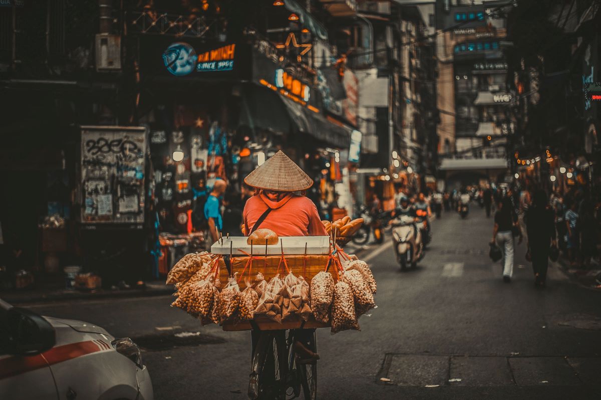 Vietnam Snack seller hero