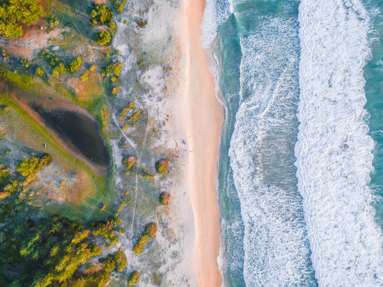 aerial-view-of-beach