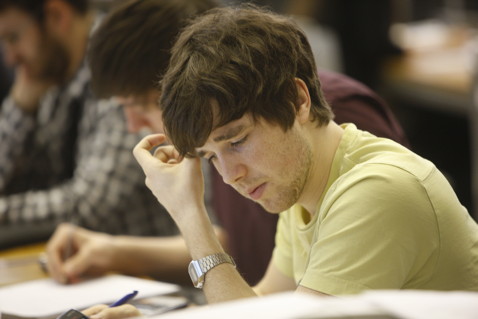 student studying lse