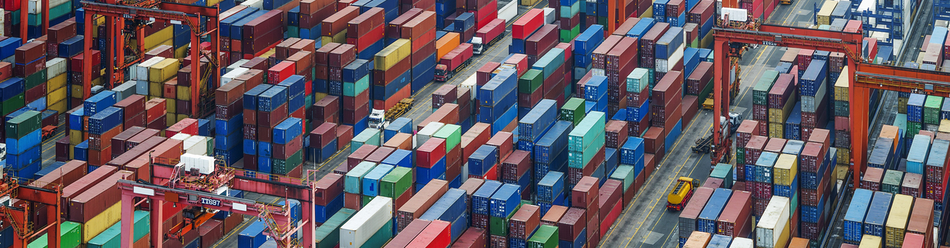 containers-and-port-1366x358