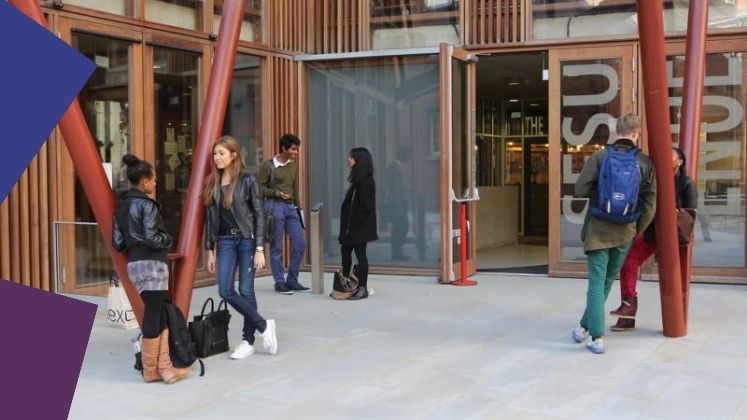 Students outside the Saw Swee Hock Building, LSE